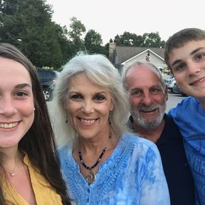 Meet your Posher, Dana